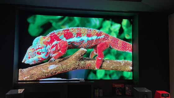 Farbenreicher LED Innenschirm SMD P3.91 im Freien für die Werbung von Miet-LED-Anzeige